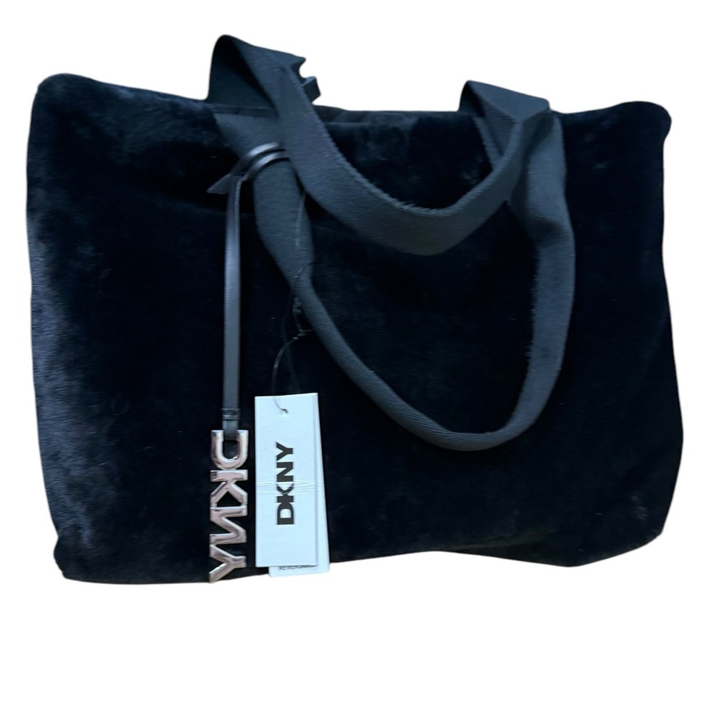 Reversible Faux Fur and Quilt design DKNY black Tote brand new NWT - Picture 15 of 16